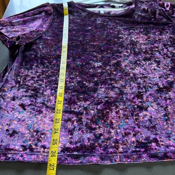 Lucky Brand Purple Floral Velvet Top - Picture 6 of 7
